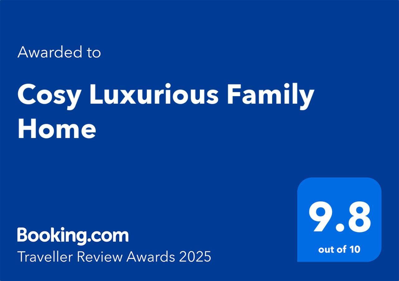 Vakantiehuis Cosy Luxurious Family *